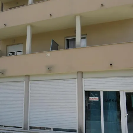 Bear Διαμέρισμα Σπλιτ