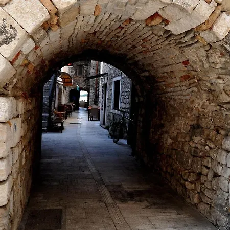 Bear Διαμέρισμα