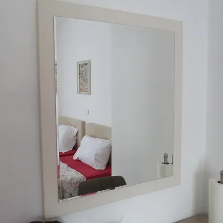 Bear Apartment Split